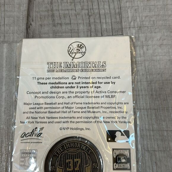 Casey Stengel #37 Immortals 2005 Medallion Collection New York Post Yankees Coin - Picture 6 of 7